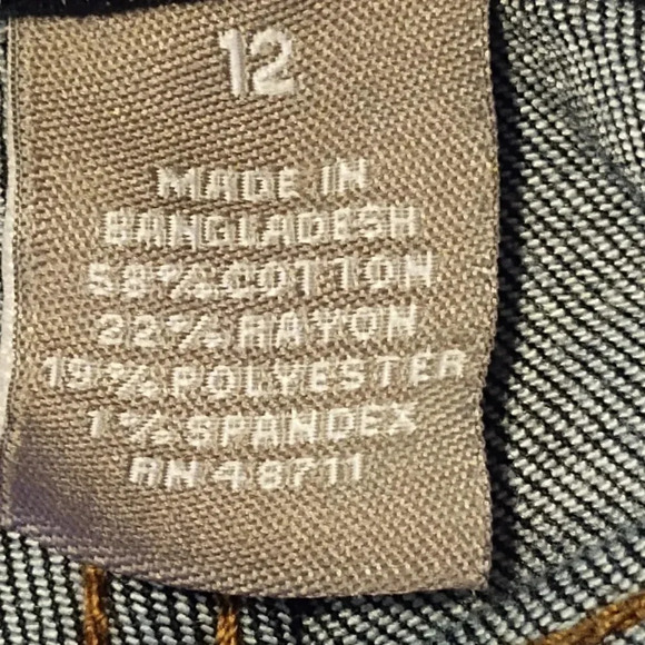 Falls Creek Skinny Stretch Dark Wash Jeans - Size 12 - Picture 4 of 5